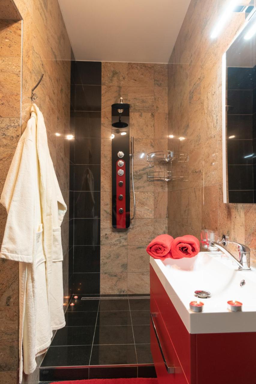 Romanticky Wellness Suite Hotel Heinz 도브리스 외부 사진